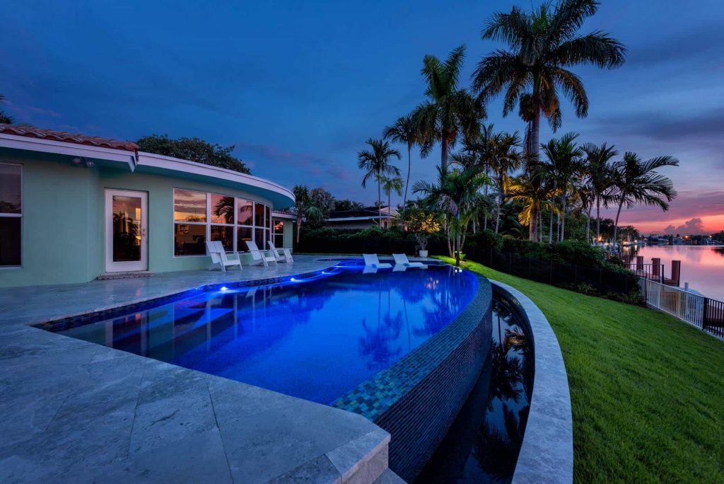 Boca Raton Pool Builders
