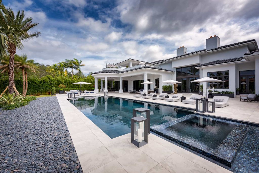 Boca Raton Pool Builders